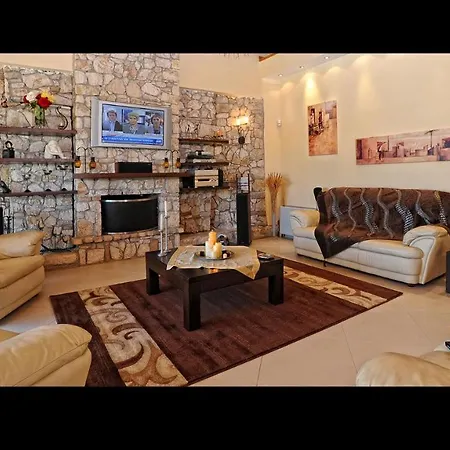 Vip Luxury Privilege Classic & Exclusive Corfu Villa *